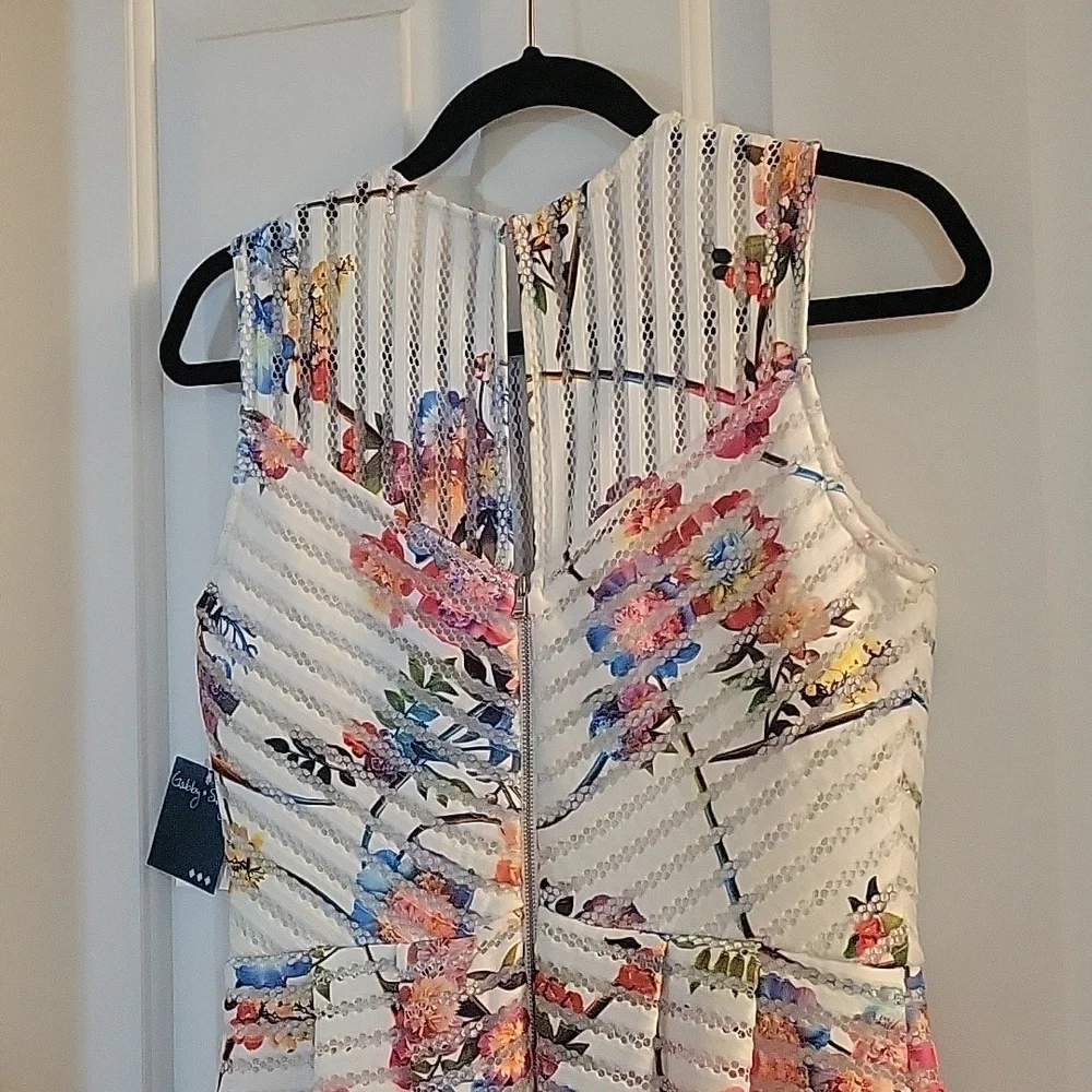 Gabby Skye ivory floral fit and flare tank dress 6 - Picture 11 of 16